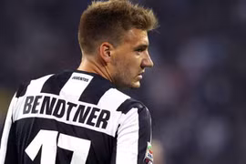 Bendtner bị cảnh sát bắt tại Copenhagen