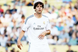 Kaka đã chính thức trở lại AC Milan