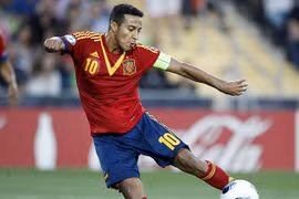 Hé lộ nguyên nhân Thiago từ chối MU