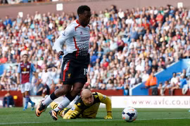  Sturridge giúp Liverpool duy trì mạch thắng