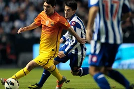 Barcelona thắng nhọc nhờ hat-trick của Messi 