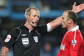 Lộ danh tính trọng tài bắt trận Man City - M.U