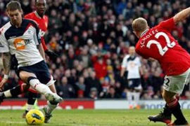 Paul Scholes giải tỏa bế tắc cho MU