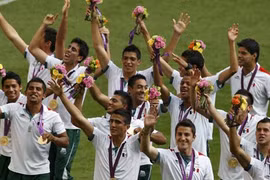 Hạ Brazil 2-1, Mexico lần đầu tiên lên đỉnh Olympic