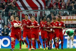 Bayern Munich “khóa sổ” cuộc đua vô địch Bundesliga 