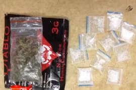 Bắt giữ đối tượng tàng trữ ma túy và chống người thi hành công vụ