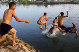 Nắng nóng chưa từng thấy tại Thủ đô Cairo, Ai Cập