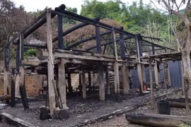 600 triệu đồng để phục dựng lại nhà Lang bị cháy