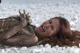 Điều gì khiến thí sinh "khóc thét" trong thử thách photoshoot ở tập 5?