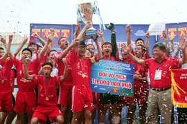 THPT Nguyễn Thị Minh Khai lần thứ 2 vô địch