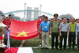 Tưng bừng ngày khai mạc