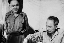 Bác Hồ đã chọn vị tướng tài của dân tộc như thế nào?