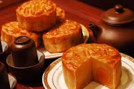 Cấm sử dụng công quỹ để mua sắm, tặng quà