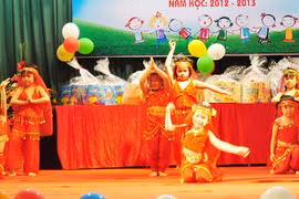 Cho trẻ mầm non học năng khiếu, nên chăng?