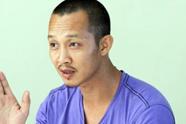 Không bận lòng với mấy "nhà đạo đức bàn phím"