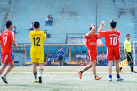 Nghẹt thở đến phút chót