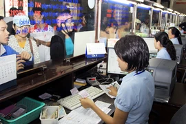 Việc bán và quản lý vé tàu còn nhiều bất cập