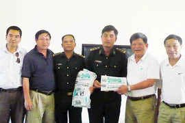 Nặng gánh nghĩa tình