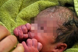Mẹ “chôn sống” con mới lọt lòng, có phạm tội giết con mới đẻ?