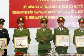 Biểu dương các đơn vị phá án nhanh 