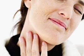 9 cách giảm đau họng hiệu quả