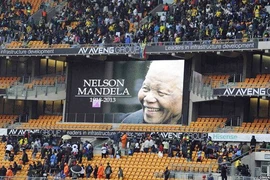 “Nam Phi đã mất đi một anh hùng”