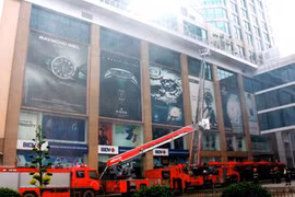 Diễn tập phòng cháy tại tòa nhà Vincom Center