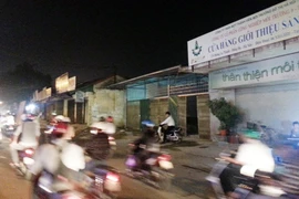 12 cây xăng đóng cửa vì không đủ điều kiện