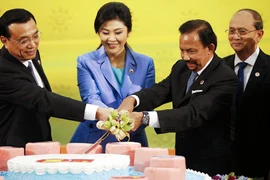 Thủ tướng mới “ra mắt”