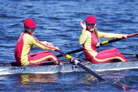 Đua thuyền Việt Nam thất bát