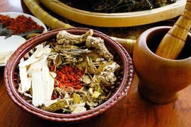 Cách chữa hôi miệng bằng Đông y