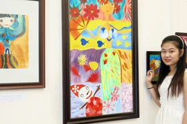 “Vẽ cái mình nghĩ…”