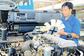 Môi trường kinh doanh còn khập khiễng