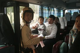 Mạnh tay xử lý xe khách, taxi vi phạm trong dịp Tết