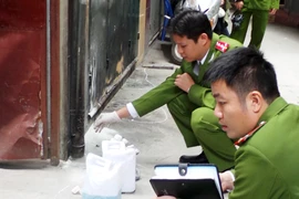 Truy thủ phạm đốt nhà giữa đêm khuya