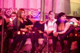 “Má mì” lừa tuyển dụng lao động để gán “gái bán hoa” theo kiểu xã hội đen