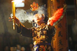 “Nghi lễ Chầu văn-Saenam Gut”