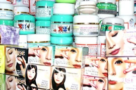 Mặt nạ dưỡng da trôi nổi gây tác dụng ngược