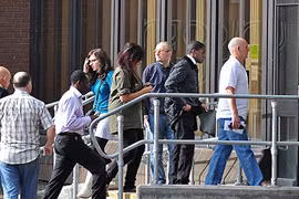 Không chỉ là vấn đề kinh tế