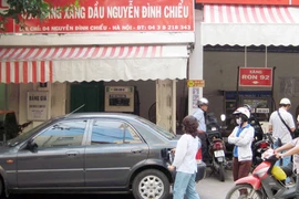 Cửa hàng xăng dầu nội thành Hà Nội: Nếu áp chuẩn, sẽ đóng cửa hàng loạt