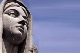 Phật Quan âm khóc ở Tiền Giang có liên quan đến vụ cháy chợ Thạnh Trị hay không?