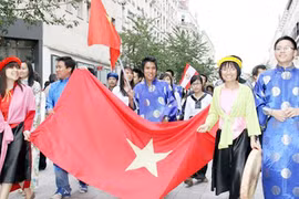 Kiều bào ta ở Paris