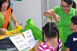 Túi thân thiện môi trường vẫn bị thờ ơ 