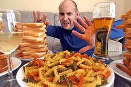 Lạ lùng những người không uống vẫn say