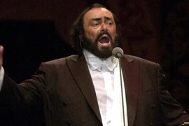 “Sao” cũng lao đao vì trốn thuế