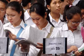 “Phù phép” để được mở trường đại học