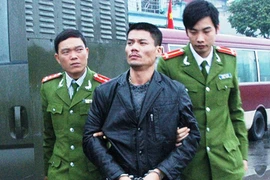 Những phi vụ làm ăn "sặc mùi"... xã hội đen