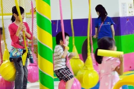 Vui cũng phải an toàn