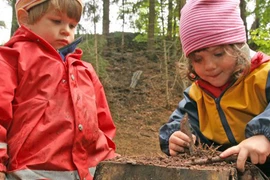 Tôi luyện trẻ trong rừng