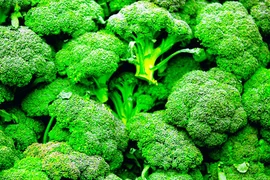 Ăn súp lơ xanh, tốt nhất nên hấp